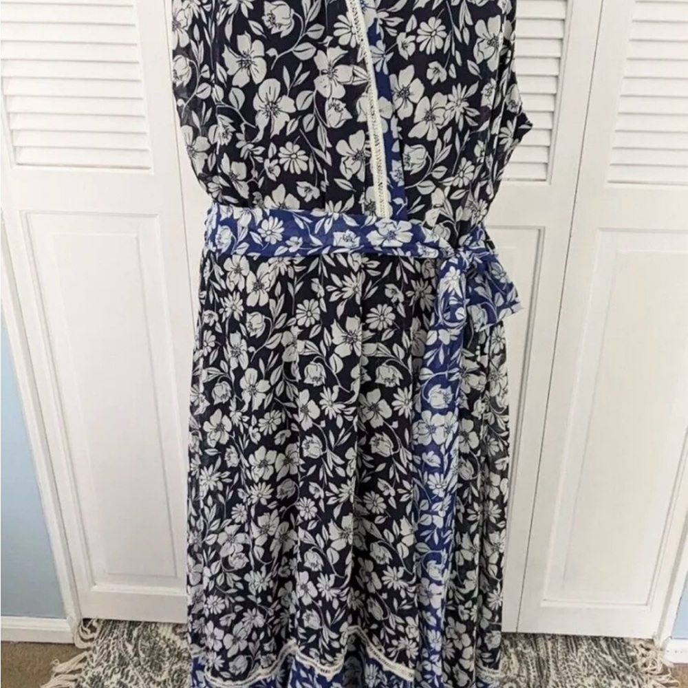Lane Bryant Size 26 Blue and White Sleeveless Maxi Sundress